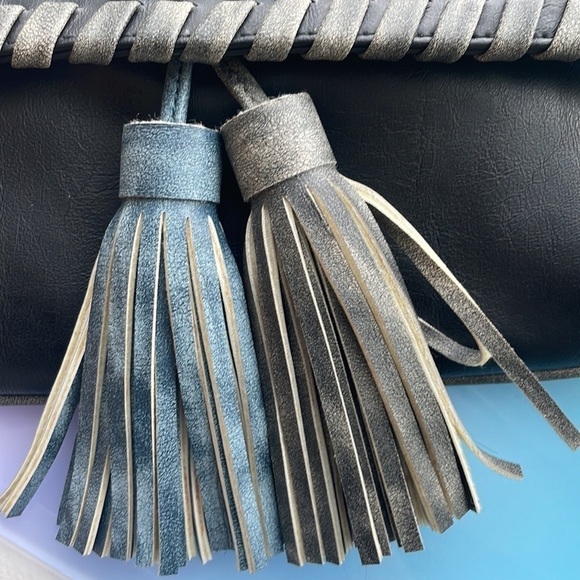 88 Handbag 👜 Tassel Black and Blue crossbody - Picture 2 of 8